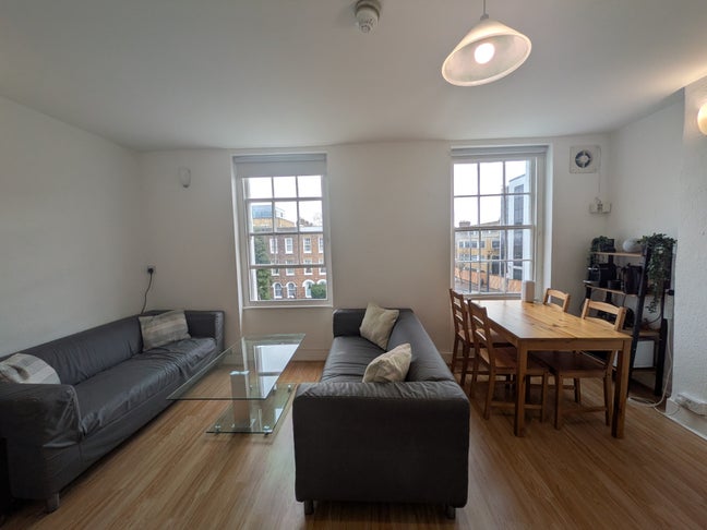 1 Bed Flat, Clapham Road, SW9 Main Photo