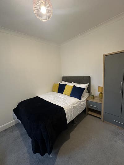 Double room near city centre  Main Photo