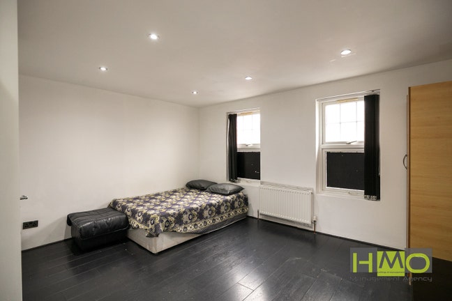 Ensuite Rooms in 4 bedroom shared house SL1 Main Photo