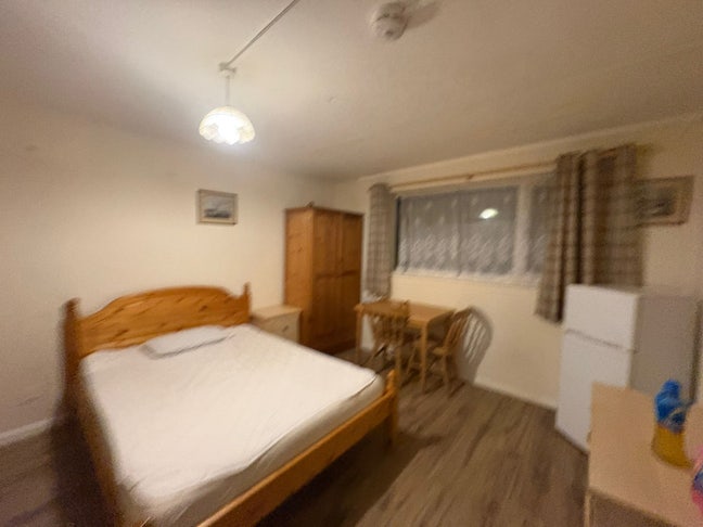 CM19 4Nl - Tithelands  Main Photo