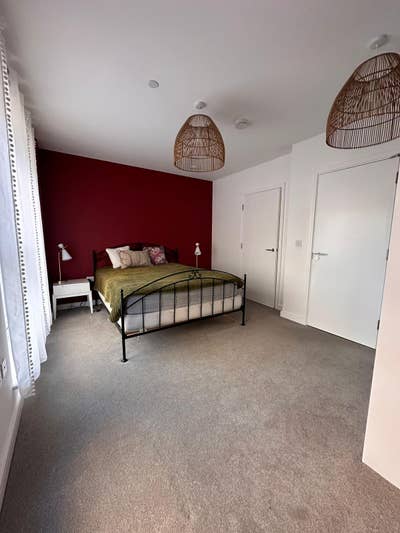 Beautiful double ensuite W3 South Acton Main Photo