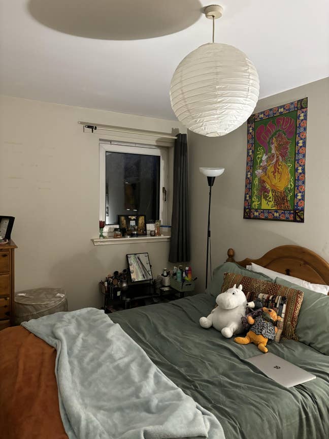 Lovely double room in flat just off Easter Road🌸 Main Photo