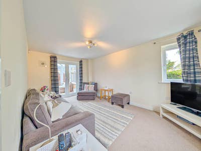 Room for Rent Main Photo