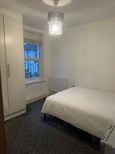 Double room in Manor Park / East Ham London E12 Main Photo
