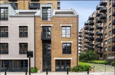 New Townhouse + Pool/Jacuzzi/Spa + Gym + Parking Main Photo