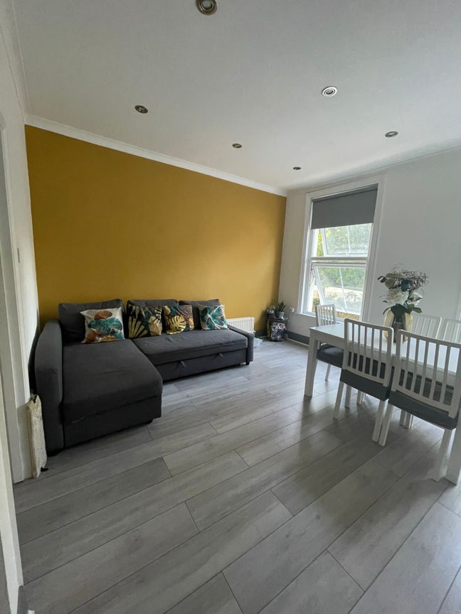 SW11 Double Room Main Photo