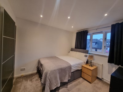 *2 Lovely Bright Double Bedrooms, Available to Let Main Photo