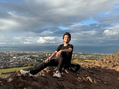 Professional Male seeks a double room Main Photo