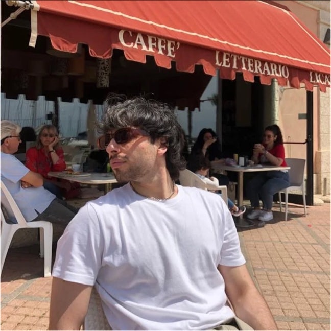 26 year old Male seeks a single or double room Main Photo