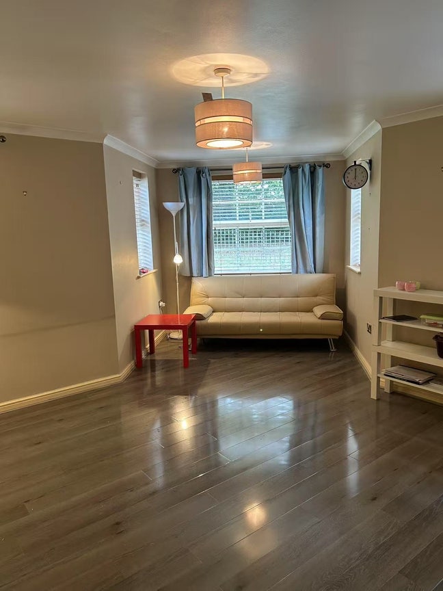 New Cosy Spacious Double Room   Main Photo