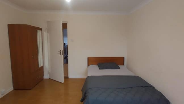 1 Double room MK14  Main Photo