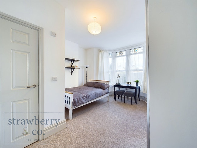 46SHR | St George | Large double | Ensuite Main Photo