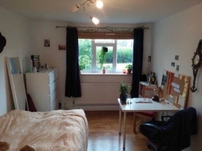 Bright double room with large storage  Main Photo