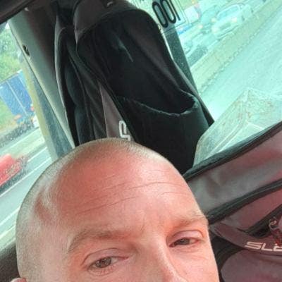 Room in wa3 area or very near  Main Photo