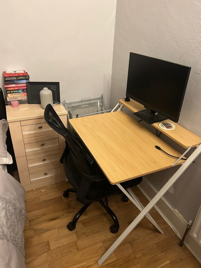 Room available until March 27th  Main Photo