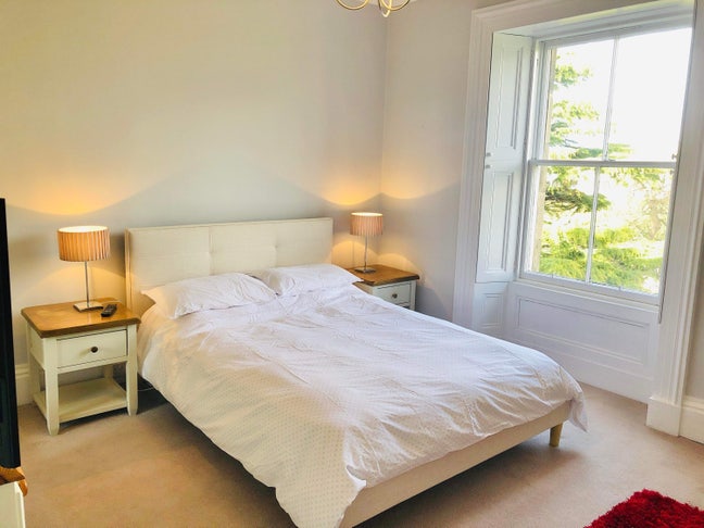 Furnished Double Bedroom Main Photo