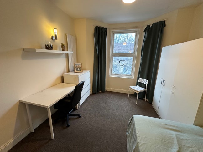 Cozy double 3 mins to Cricklewood station Main Photo