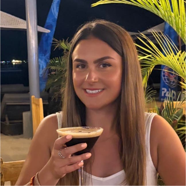 28 y/o girlie looking for a room in SW London  Main Photo