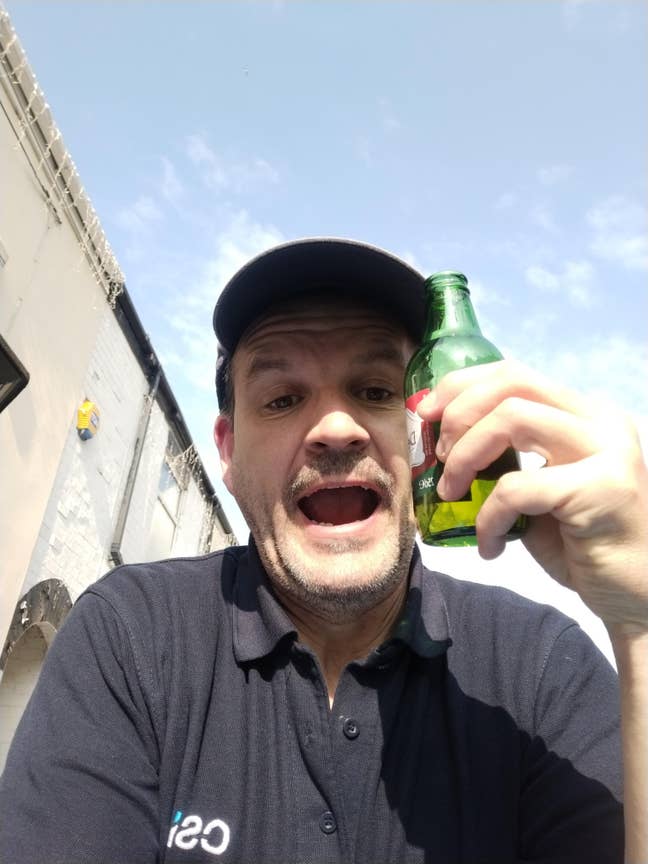 I'm unemployed at the moment I'm receiving un... Main Photo