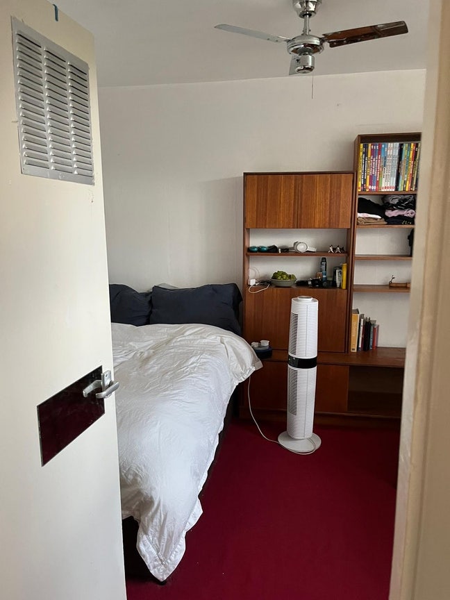 Lovely room in quiet flat. 🐘🏰 Main Photo