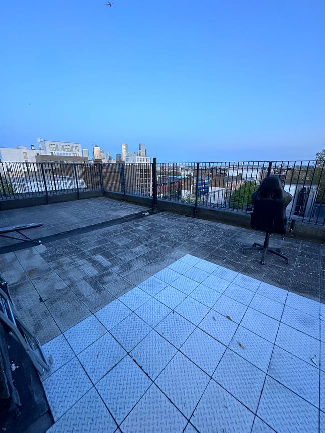 2 Cosy Double Room+Living Room+ Patio Big Rm Only Main Photo