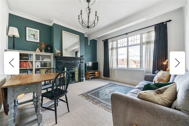 Small-Double Bedroom Main Photo