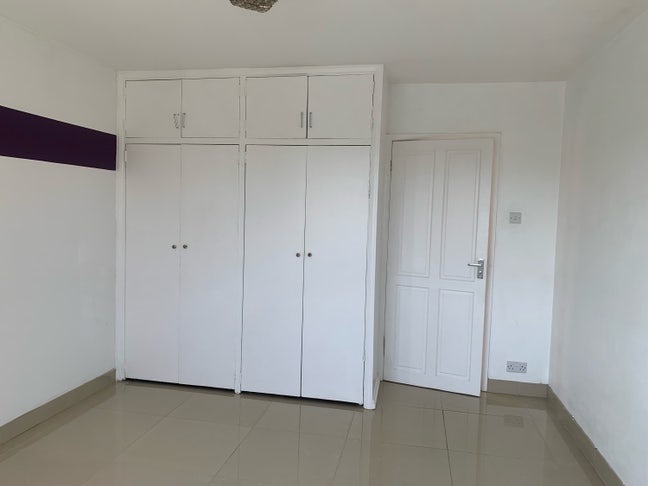 2 Bright and spacious rooms Main Photo