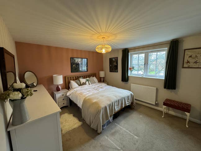 King size room with en suite Main Photo