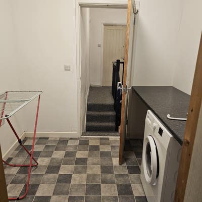 Lovely and spacious room Main Photo