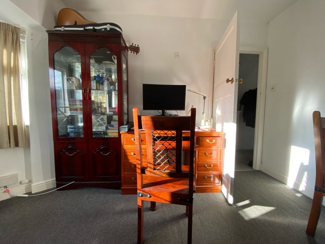 One bed flat in Risinghurst  Main Photo