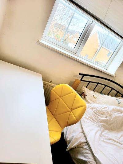 Fully Furnished Room + Personal WC To Let 🏘 Main Photo