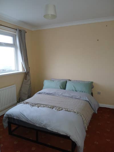 Spacious Double Room in Stunning, Renovated House Main Photo