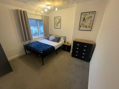 ** Look No Further** Great Double in Chesterfield Main Photo