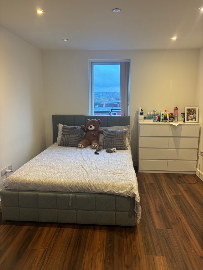 EN- Suite double room  Main Photo