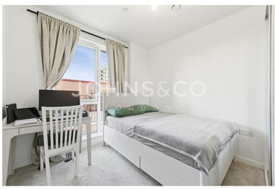 Hayes village Brand new 2 beds apartment Main Photo