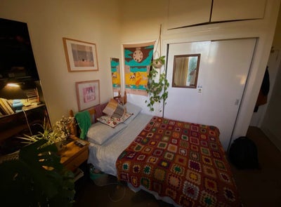 Double room friendly household   Main Photo