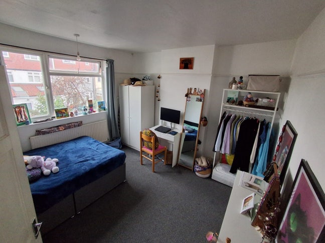 Stunning double room in Streatham  Main Photo