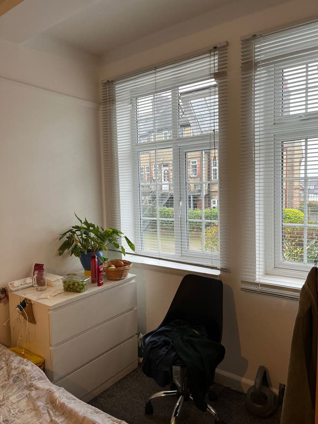 Amazing Large Room in Tooting Bec!!!from March Main Photo