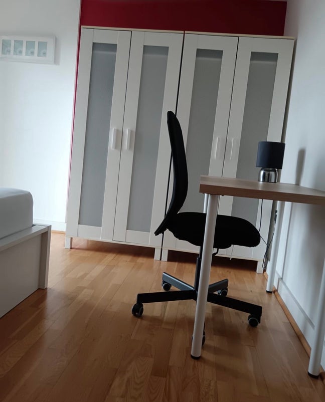 ✨ Spacious Furnished Double Room + Private Balcony Main Photo