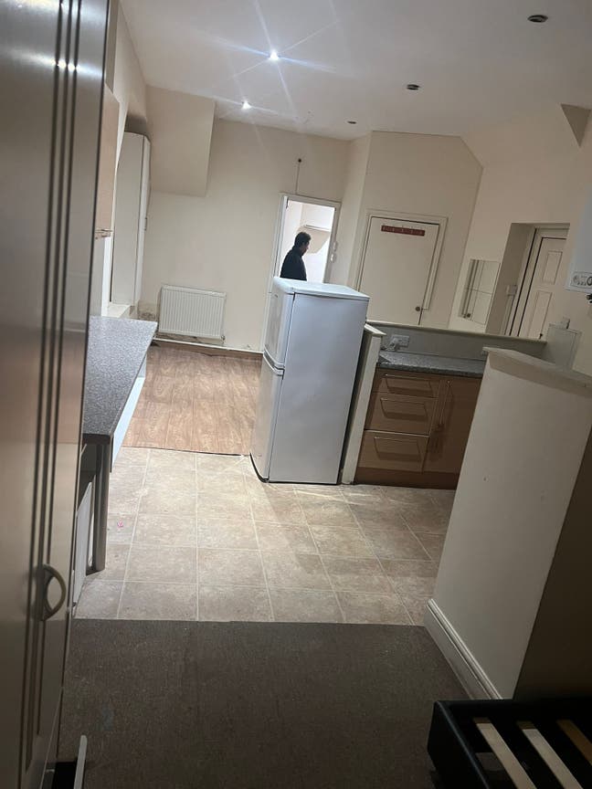 Big Studio- Water&Council Included  Main Photo