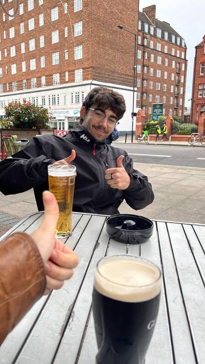 Young professional looking for room in London Main Photo