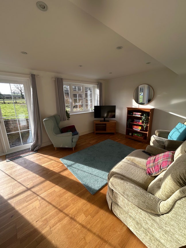 Well equipped modern 1 bed annex Main Photo