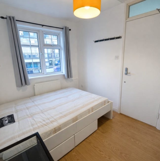 Aldgate East | All bills incl i The Royal Hospital Main Photo