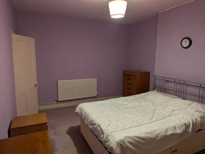 Double room in furnished house  Main Photo