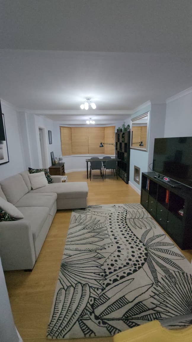 Double Room /Twickenham House shared with 1 couple Main Photo