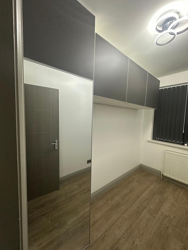 New build modern single room Main Photo