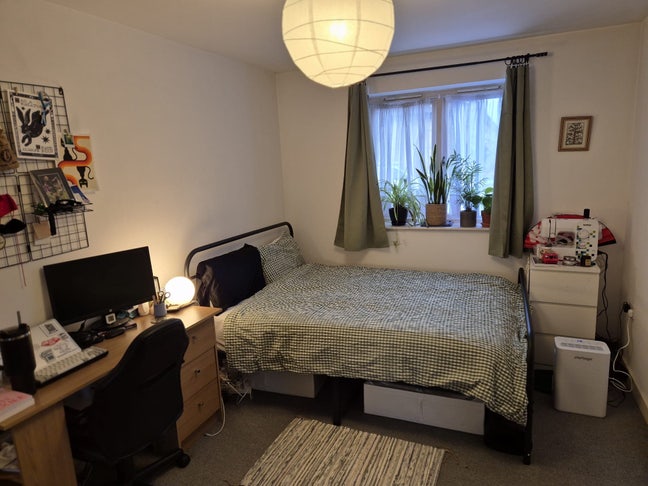 Double room to rent Main Photo
