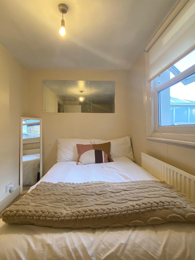 Battersea Sublet Feb- March  Main Photo
