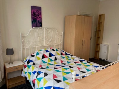 Bedsit  in a professional house share in Fishponds Main Photo