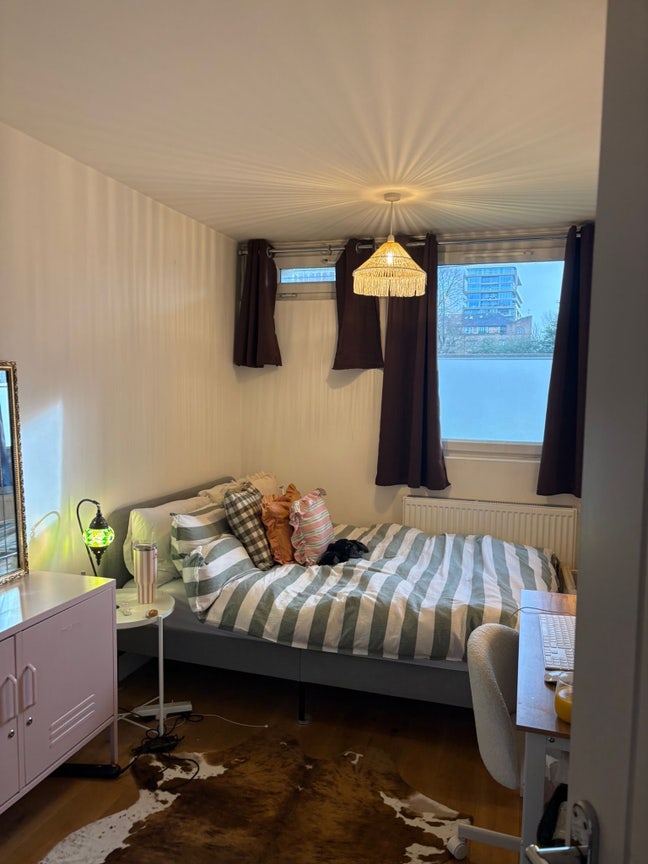 Two double rooms available in Aldgate East! 🪴 Main Photo